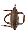 Bandolera camel de mujer en estilo casual con textura suave y detalles dorados.