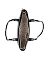 Tote bag negro brillante de PU, ideal para la mujer moderna con múltiples bolsillos.