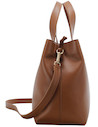 Bolso tote de PU camel, diseñado para la mujer moderna que prioriza estilo y practicidad.