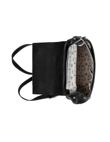 Vista lateral de mochila negra Pollini, con acabado mate y tirantes ajustables para mayor comodidad.