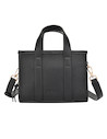 Bolso de mujer Pollini en color negro, destaca por su sofisticación y diseño contemporáneo.