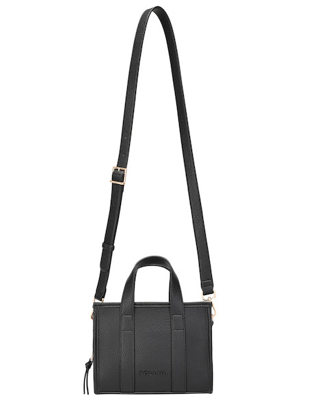 Bandolera negra con strap ajustable y extraíble, ofrece versatilidad en el uso diario.