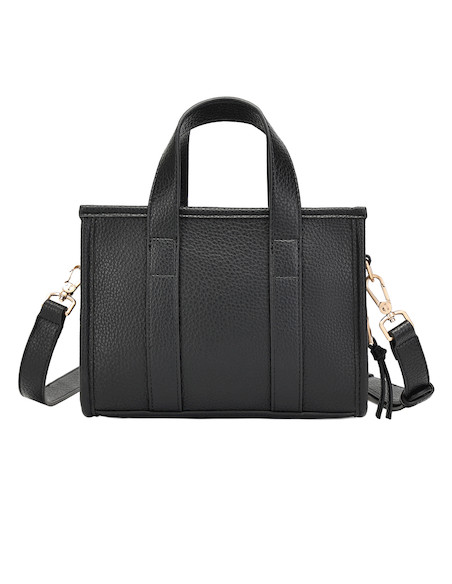 Accesorio de moda femenino en PU graneado, combina elegancia y practicidad para cualquier ocasión.