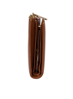 Billetera casual de mujer en color camel, compacta y ligera para llevar tarjetas.