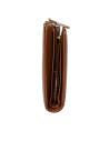 Billetera casual de mujer en color camel, compacta y ligera para llevar tarjetas.